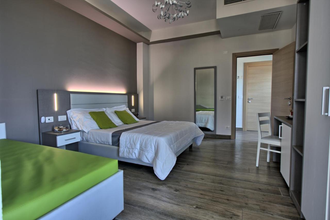 Gfh - Hotel Sole Resort & Spa มาร็อตตา ภายนอก รูปภาพ